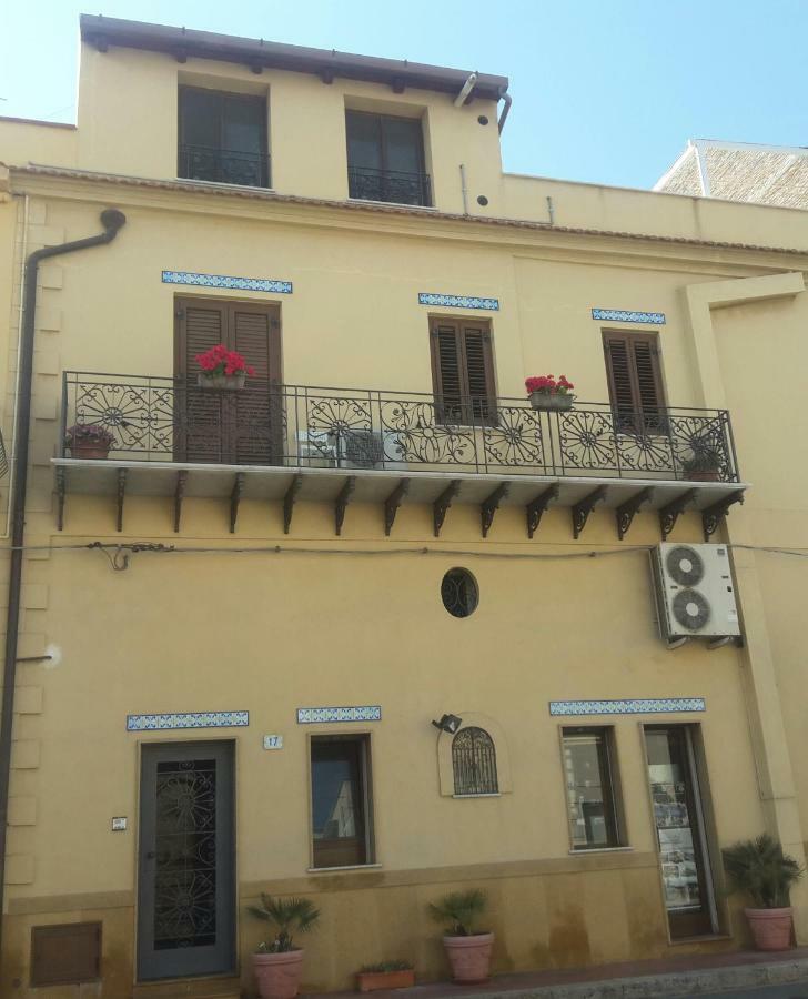 Alma Nua Bed and Breakfast Terrasini Εξωτερικό φωτογραφία